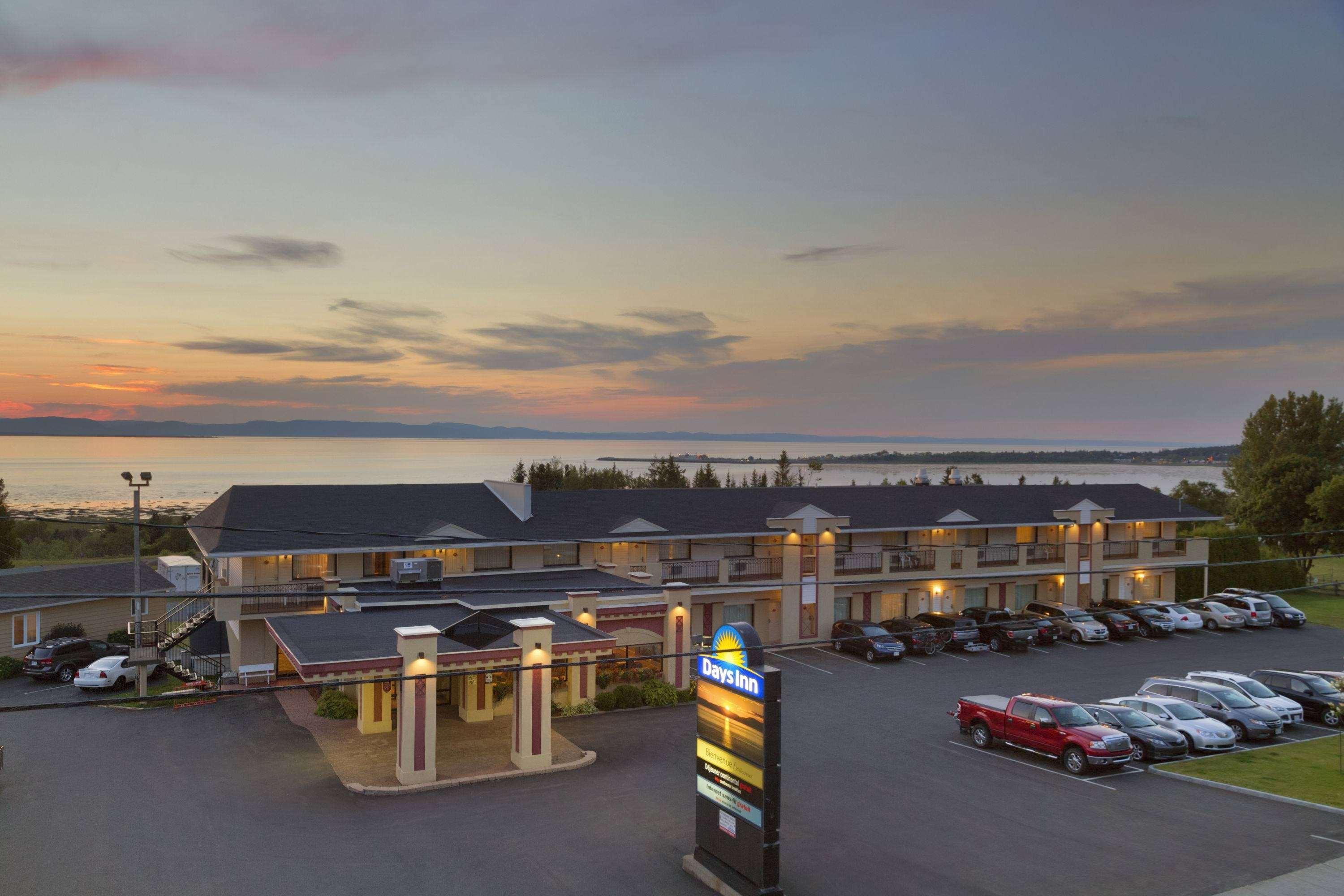 Days Inn By Wyndham Rivière-du-Loup Kültér fotó