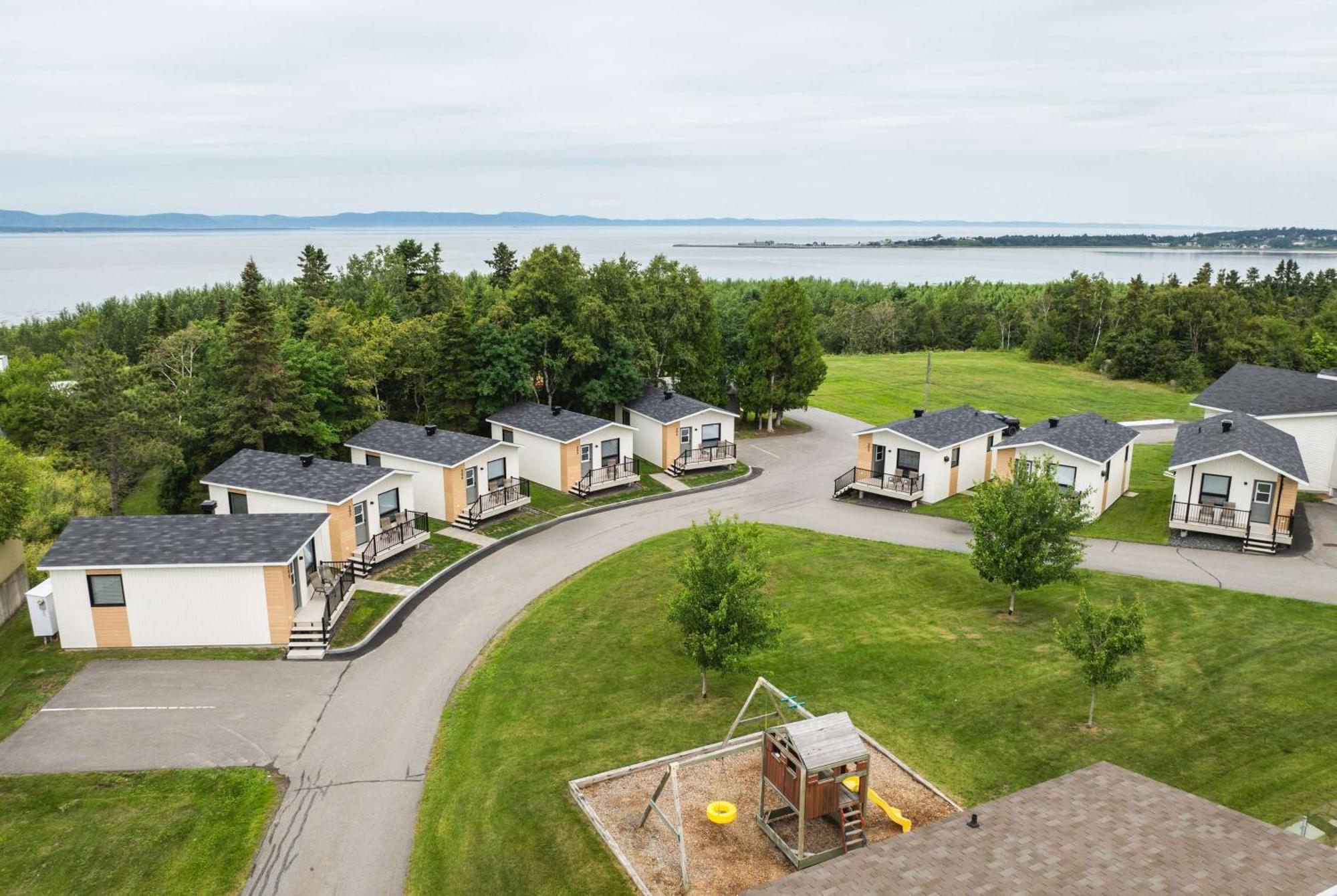 Days Inn By Wyndham Rivière-du-Loup Kültér fotó