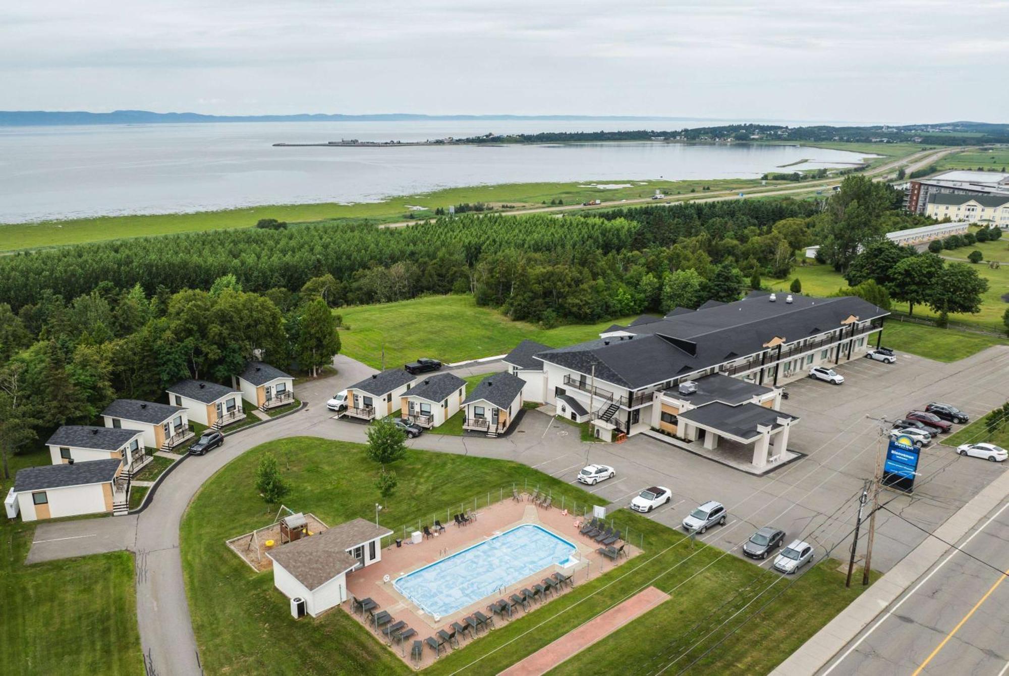 Days Inn By Wyndham Rivière-du-Loup Kültér fotó