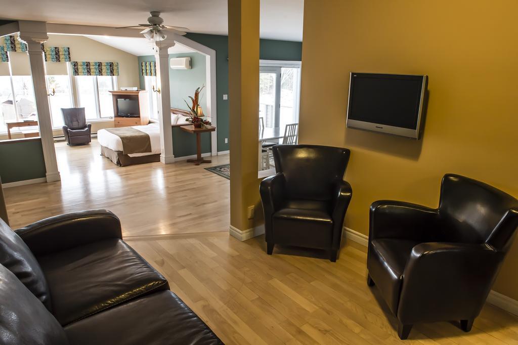 Days Inn By Wyndham Rivière-du-Loup Kültér fotó