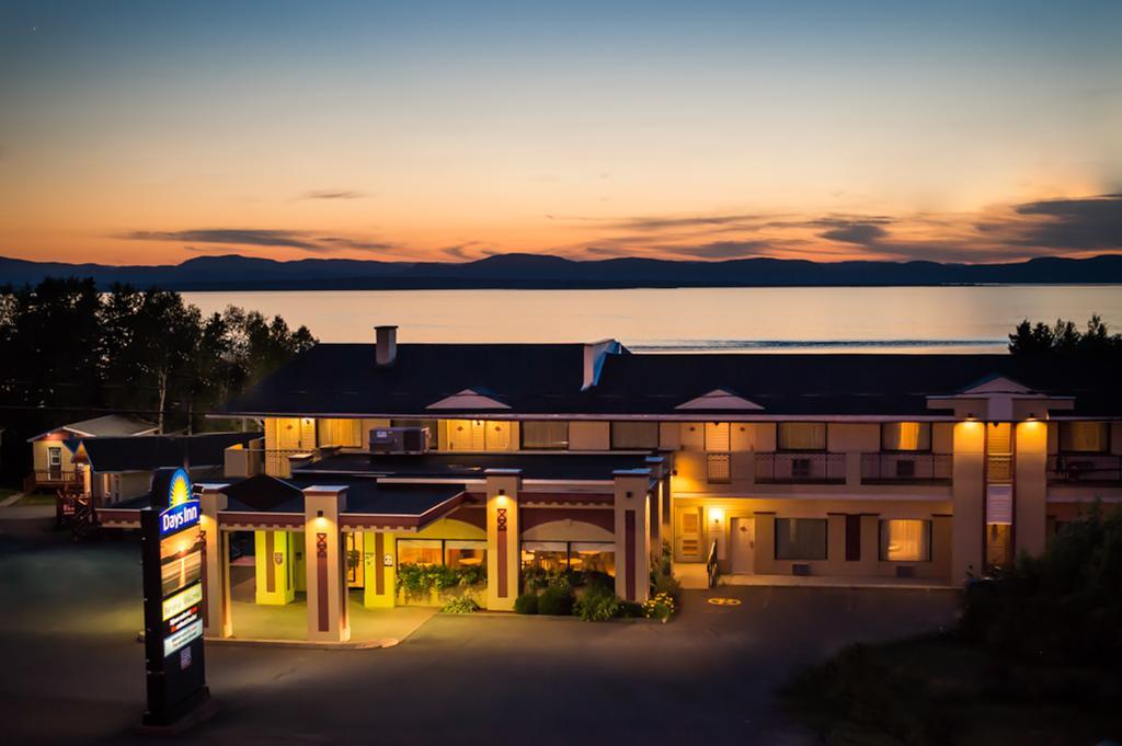 Days Inn By Wyndham Rivière-du-Loup Kültér fotó